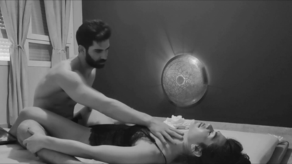 Massagem tântrica